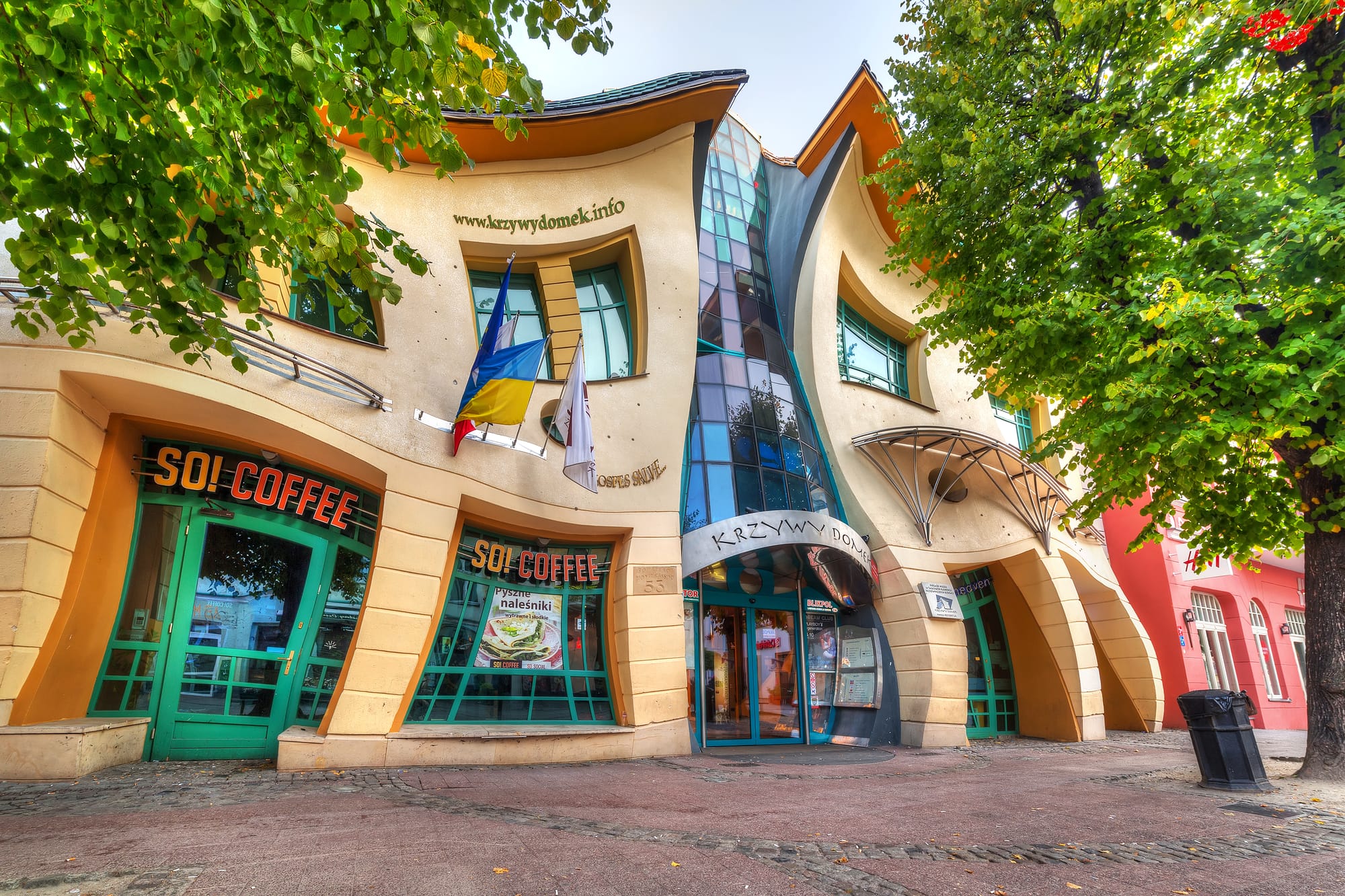 the-crooked-house.jpg