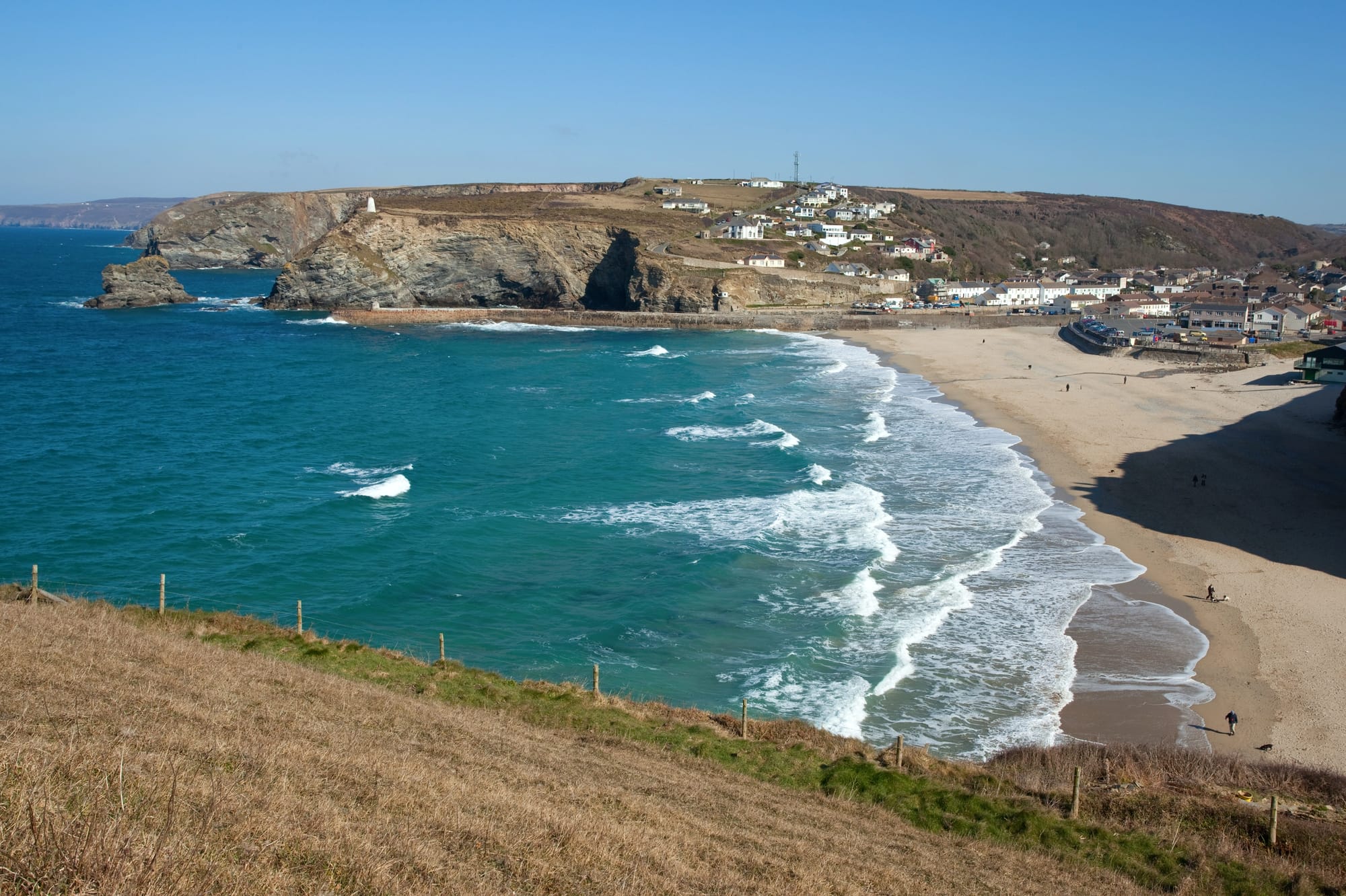 the-english's-coast-and-its-unmissable-beaches.jpg