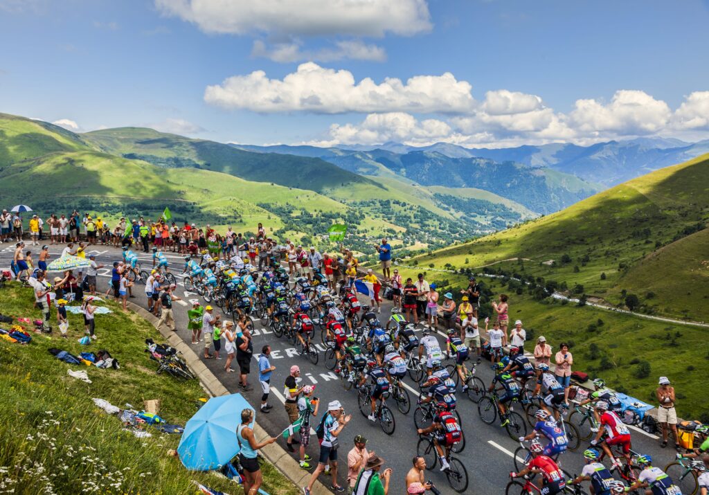 Au-delà du peloton : découvrir la France sur la route du Tour de France