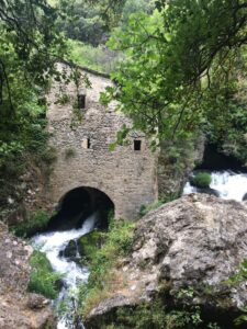 Hike at Moulins de la Foux and Navacelles visit