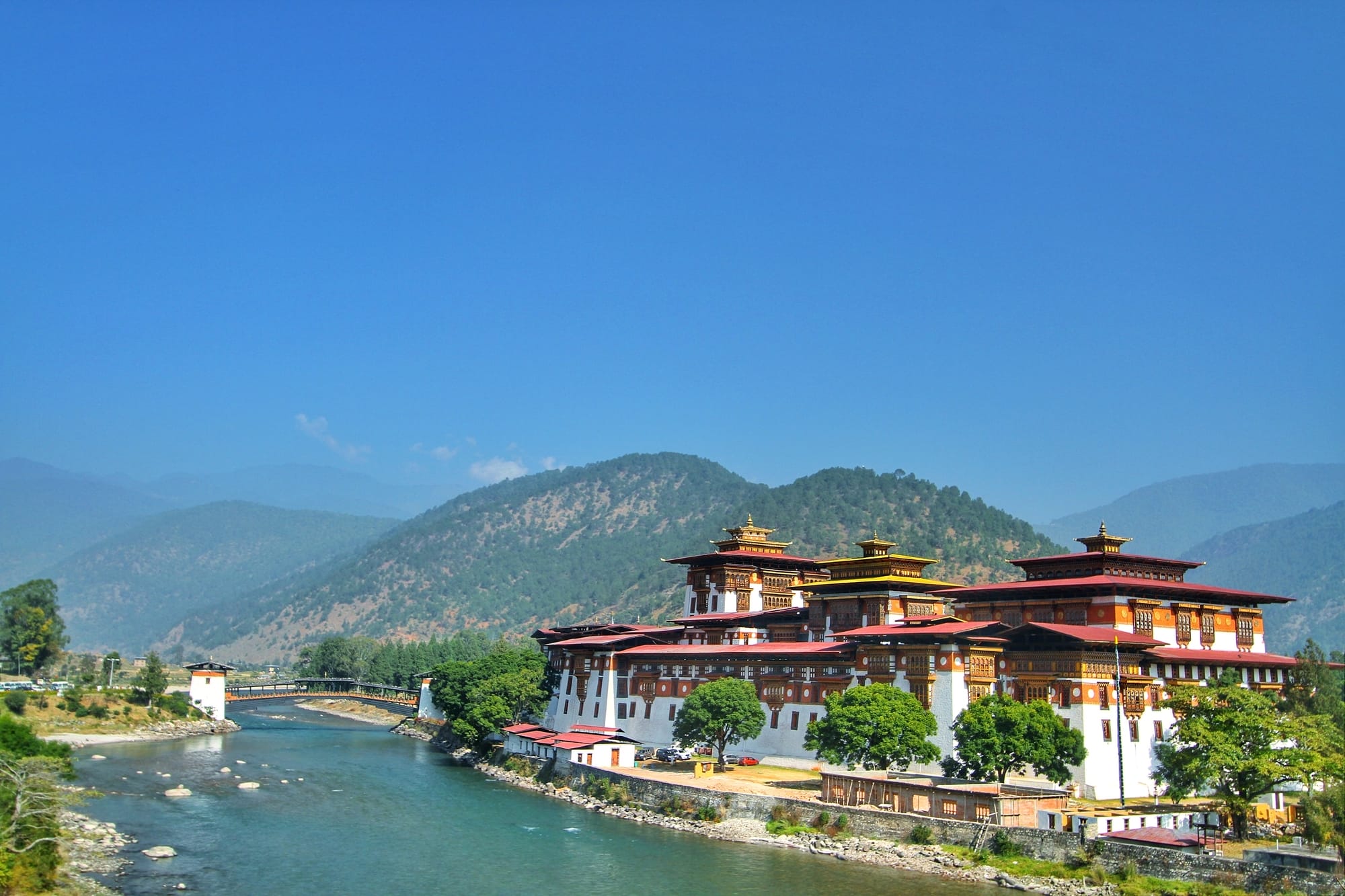 Punakha Dzong Monastery or Pungthang Dewachen Phodrang (Palace of Great Happiness) and Mo Chhu river in Punakha, the old capital of Bhutan.